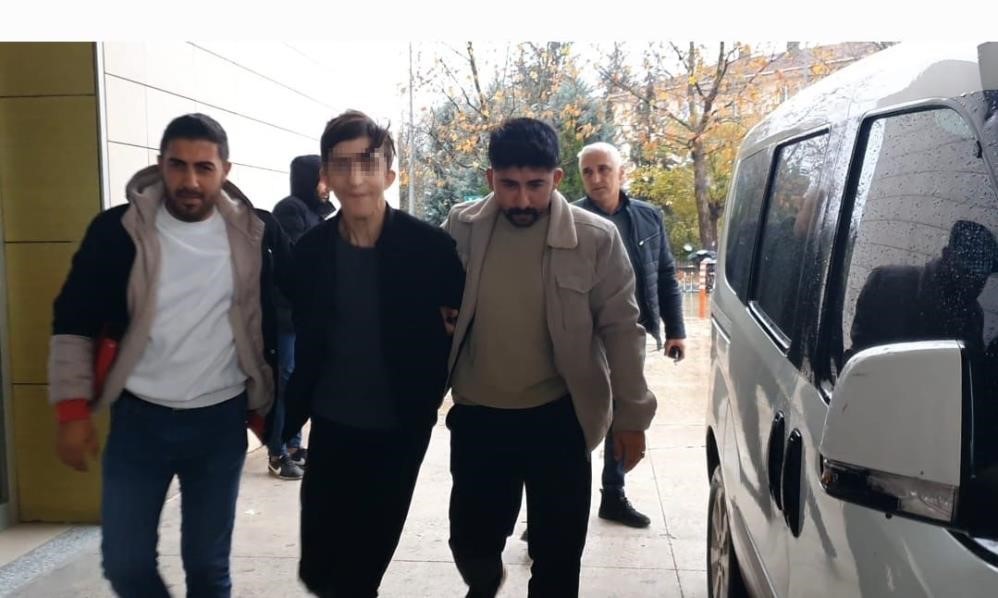 Bursa’da pes dedirten olay: Harçlık vermeyen dedesini bıçakladı