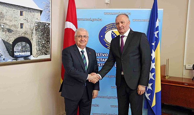 Milli Savunma Bakanı Güler, Bosnalı mevkidaşı Helez ile görüştü Milli Savunma Bakanı Güler, Bosnalı mevkidaşı Helez ile görüştü
