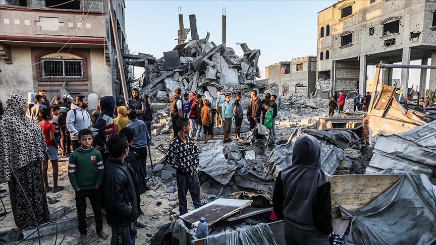 İsrail ordusu Gazze’nin batısını hedef aldı: En az 4 kişi öldü, çok sayıda kişi yaralandı İsrail ordusu Gazze’nin batısını hedef aldı: En az 4 kişi öldü, çok sayıda kişi yaralandı