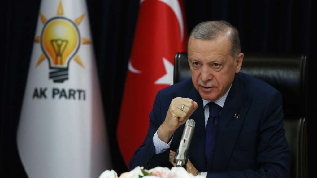 Kulis: AK Parti’de üçlü değişim beklentisi