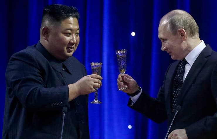 Kim’den Putin’e yeni yıl tebriği Kim’den Putin’e yeni yıl tebriği
