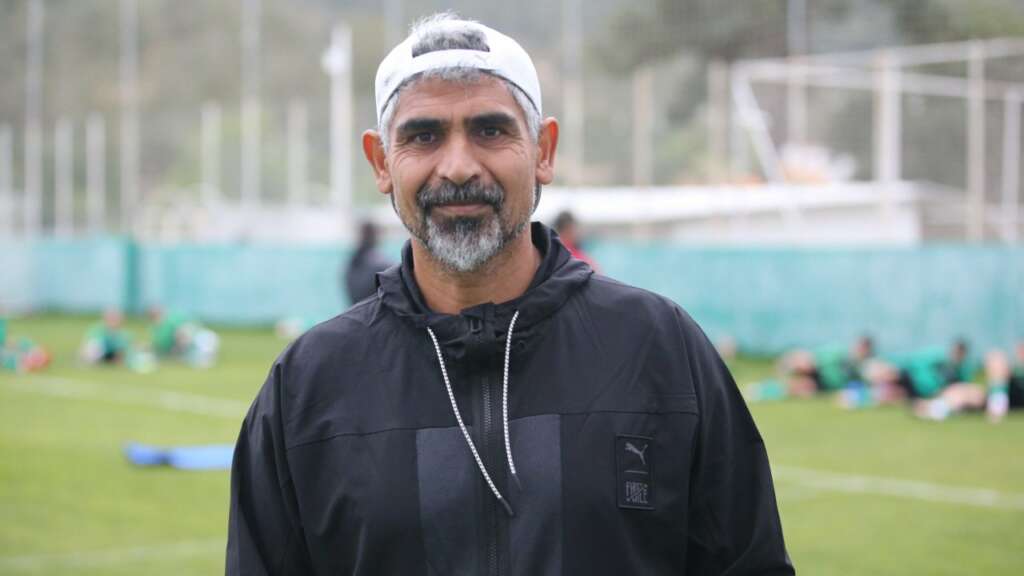 Kocaelispor, İsmet Taşdemir ile sözleşme imzaladı