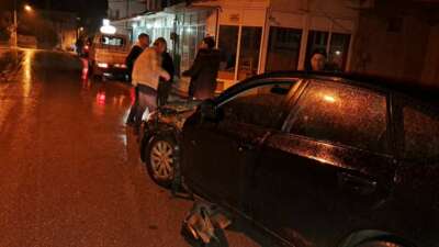 Bursa’da kaza: Önce traktöre sonra tıra çarptı, burnu bile kanamadı