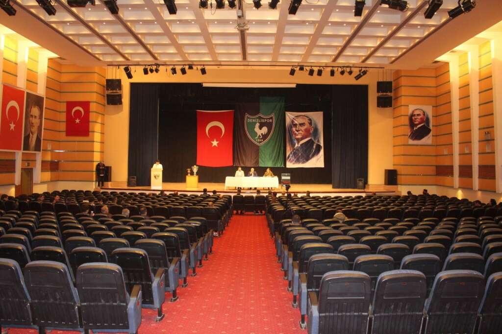 Aday çıkmayan Denizlispor sahipsiz kaldı Aday çıkmayan Denizlispor sahipsiz kaldı