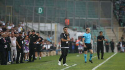 Bursaspor’da yeni transferler olacak mı? Batalla top kayıpları ile ilgili konuştu