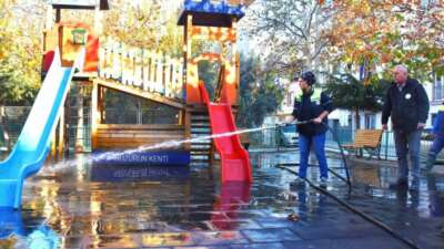 Gemlik’te çocuk parkları tertemiz