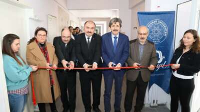 Bursa vakfiyeleri ve vakıf eserleri sergisi BUÜ’de açıldı