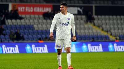 Yasin Özcan, Aston Villa yolunda