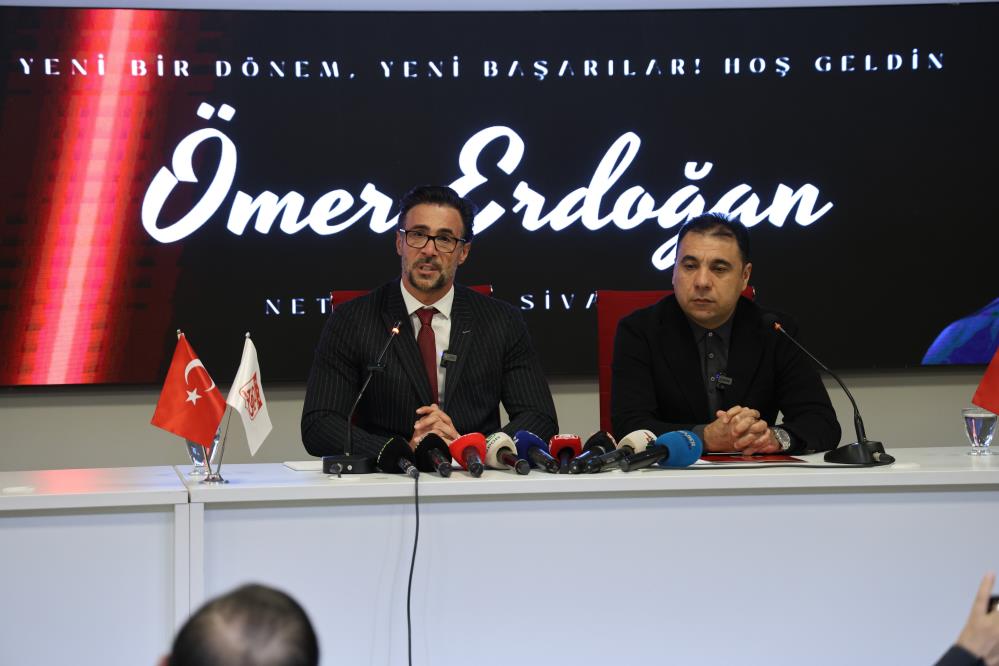 Ömer Erdoğan imzayı attı