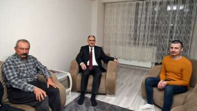 Suriye’deki hapishaneden kurtarılan gencin ailesinden duygu dolu teşekkür