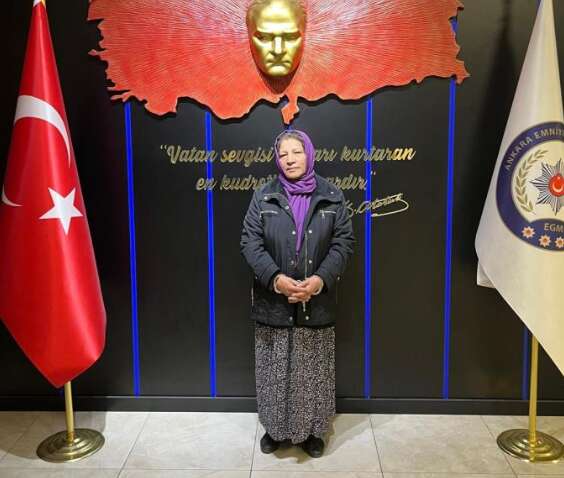 Kırmızı bültenle aranan zehir taciri yakalandı Kırmızı bültenle aranan zehir taciri yakalandı