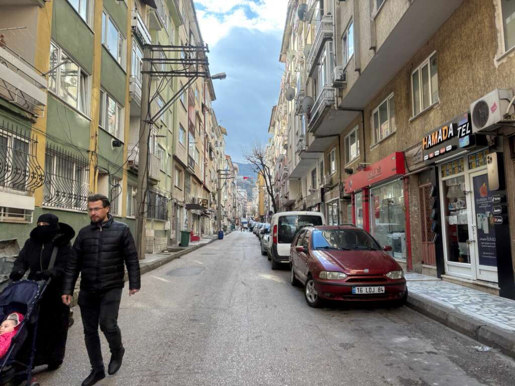 Norm Haber Çarşamba’da: Rejim değişti; Bursa’daki Suriyeliler ülkelerine dönmeyi düşünüyor mu?