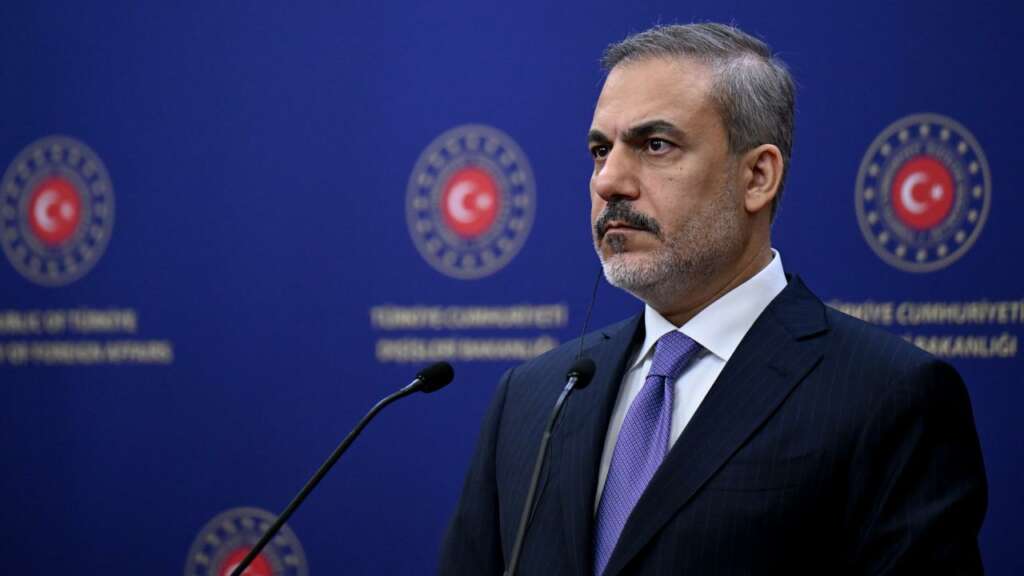 Dışişleri Bakanı Fidan: “Türkiye olarak Suriye halkıyla omuz omuza duracağız”