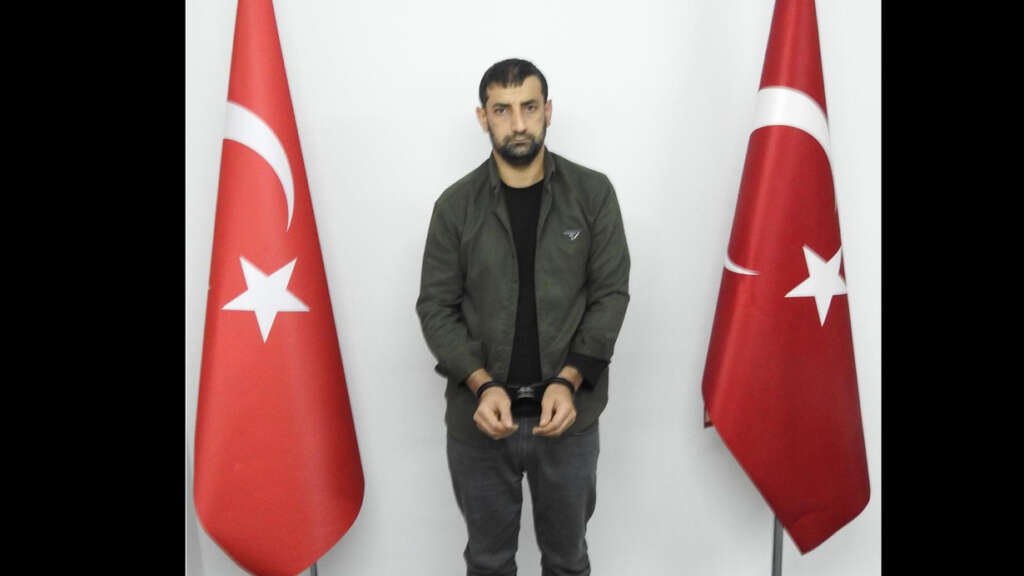 MİT’ten terör örgütü PKK’ya üst düzey darbe: Serhat Özmen yakalandı MİT’ten terör örgütü PKK’ya üst düzey darbe: Serhat Özmen yakalandı