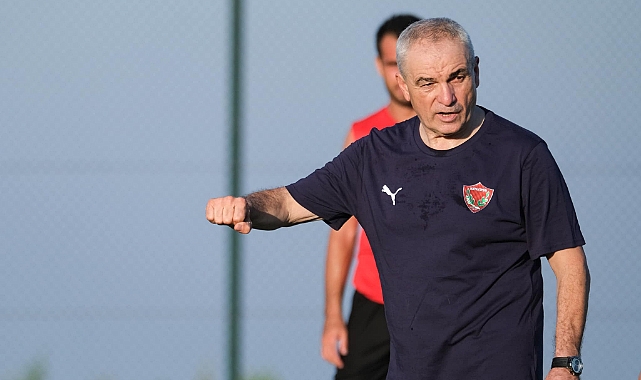 Atakaş Hatayspor, Rıza Çalımbay ile yollarını ayırdı Atakaş Hatayspor, Rıza Çalımbay ile yollarını ayırdı