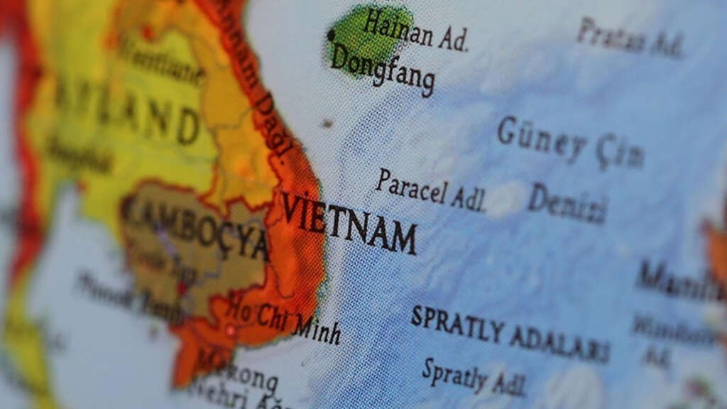 Vietnam’da askeri tatbikat sırasında patlama: 12 asker öldü Vietnam’da askeri tatbikat sırasında patlama: 12 asker öldü