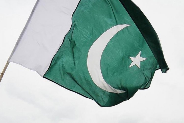 Pakistan’da silahlı saldırı: 8 ölü