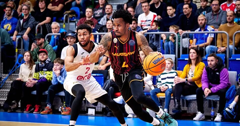 Galatasaray, David Efianayi ile yollarını ayırdı