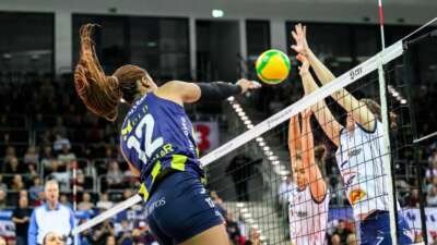 Fenerbahçe Medicana, CEV Şampiyonlar Ligi’nde çeyrek finali garantiledi