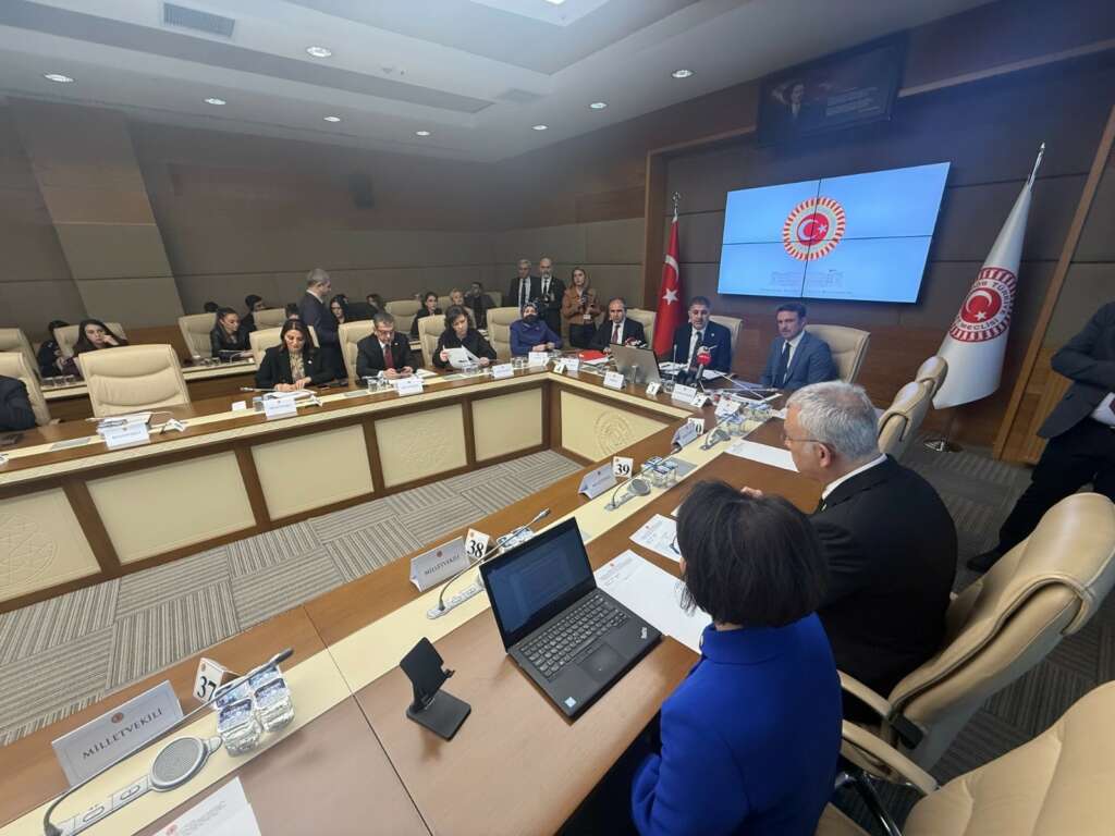 TBMM’de doktorun emekli maaşı olay yarattı: Gidip BAĞ-KUR’dan emekli olalım!
