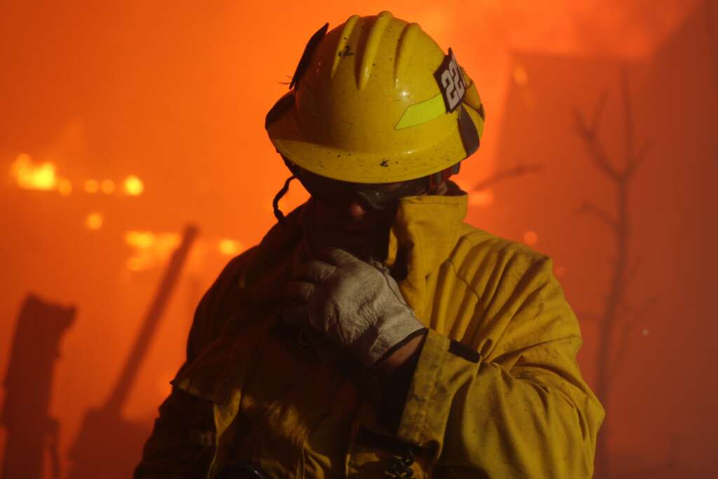 California’daki orman yangınlarında 2 kişi hayatını kaybetti