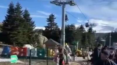 Bursa’da teleferikte meydana gelen aksama nedeniyle havada asılı kaldılar
