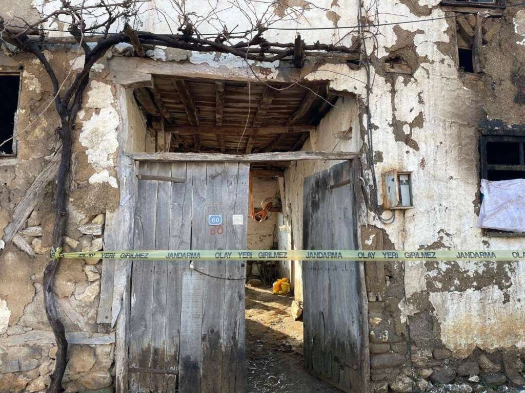 Bursa’da sobadan çıkan yangında yaşlı adam hayatını kaybetti
