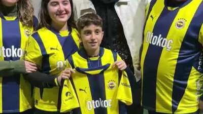 Acun Ilıcalı’dan minik Fenerbahçeli’ye büyük sürpriz
