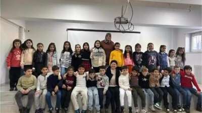 Bursa’da depremzede kıza veda