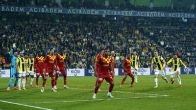 Göztepe, skoru korumakta zorlanıyor