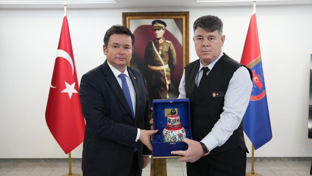 Başkan Aydın’dan Tuğgeneral Tataroğlu’na hayırlı olsun ziyareti Başkan Aydın’dan Tuğgeneral Tataroğlu’na hayırlı olsun ziyareti