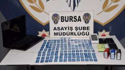 Bursa’da sahte altınları satmaya çalıştılar, önce kameraya sonra polise yakalandılar