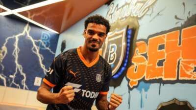 Başakşehir’in yeni transferi antrenmanda sakatlandı