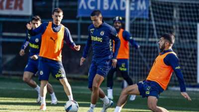 Fenerbahçe çalışmalarını sürdürdü
