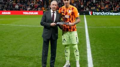 Muslera, Galatasaray tarihine geçti