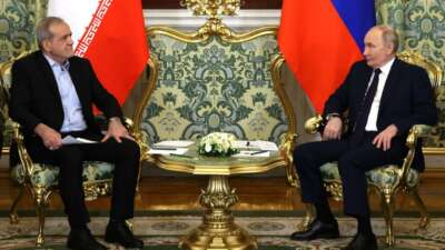 Pezeşkiyan, Kremlin’de Putin ile görüştü