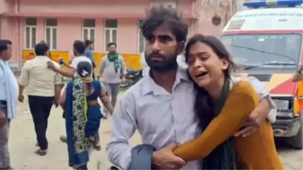 Hindistan’da izdiham: 6 ölü Hindistan’da izdiham: 6 ölü