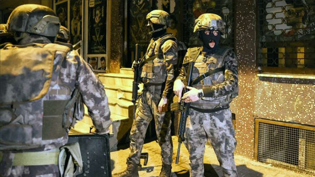 23 ilde FETÖ operasyonu! Aralarında Bursa da var 23 ilde FETÖ operasyonu! Aralarında Bursa da var