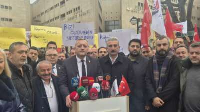 Ümit Özdağ tutuklandı: Zafer Partisi Bursa İl Başkanlığı’ndan eylem