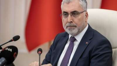 Vedat Işıkhan işsizlik oranını değerlendirdi!