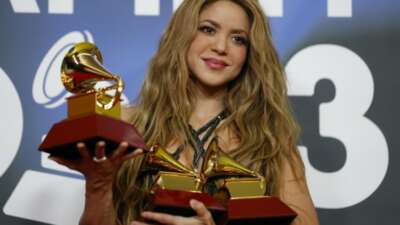 Dünyaca ünlü sanatçı Shakira hastaneye kaldırıldı