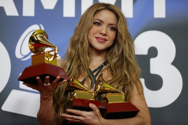 Dünyaca ünlü sanatçı Shakira hastaneye kaldırıldı Dünyaca ünlü sanatçı Shakira hastaneye kaldırıldı