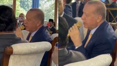 Cumhurbaşkanı Erdoğan, Mehter Marşı’na eşlik etti