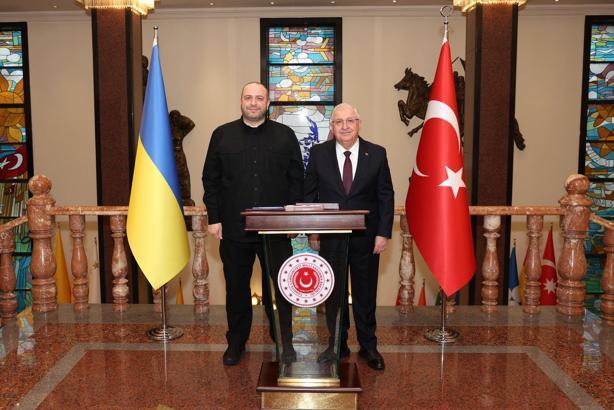 Bakan Güler, Ukraynalı mevkidaşı Umerov ile görüştü Bakan Güler, Ukraynalı mevkidaşı Umerov ile görüştü