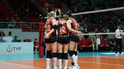 Sultanlar Ligi: Eczacıbaşı Dynavit: 0 – Türk Hava Yolları: 3