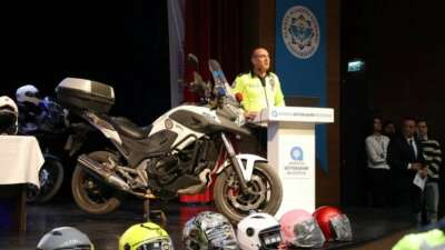 Kask ölüm riskini yüzde 42, ağır yaralanma riskini yüzde 69 azaltıyor