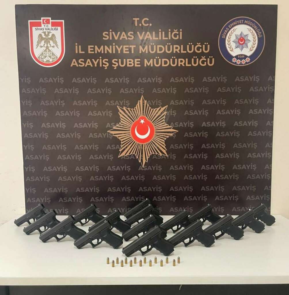 Silah kaçakçılığı operasyonu: 4 kişi tutuklandı