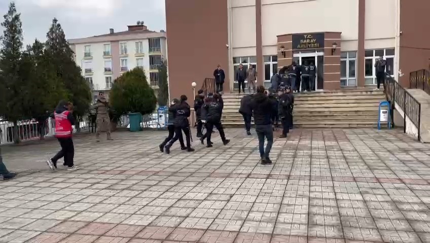 11 ilde operasyon: 134 kişiyi 400 milyon lira dolandıran şebeke çökertildi