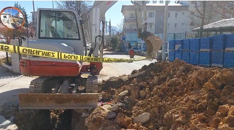 Korkunç kaza, kepçe kovası işçiyi ezdi Korkunç kaza, kepçe kovası işçiyi ezdi