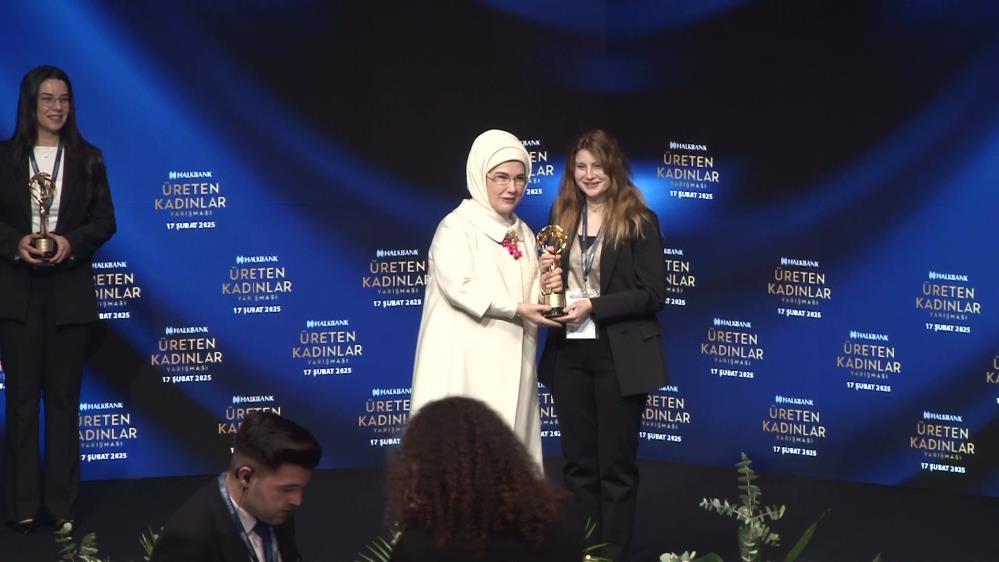 Emine Erdoğan: “2028 yılında kadın istihdam oranını yüzde 36,2’ye yükseltmeyi hedefliyoruz”